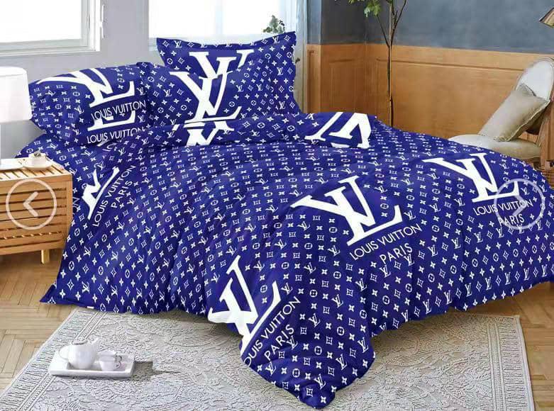 Luxury Branded Duvet Set – Soft, Elegant & Perfect for All Seasons - Image 6
