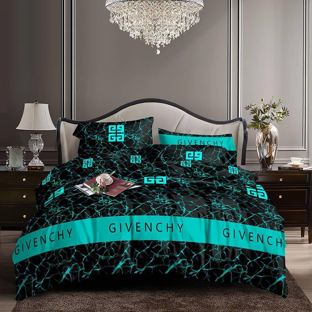Luxury Branded Duvet Set – Soft, Elegant & Perfect for All Seasons - Image 13